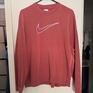 Women’s Nike Pullover